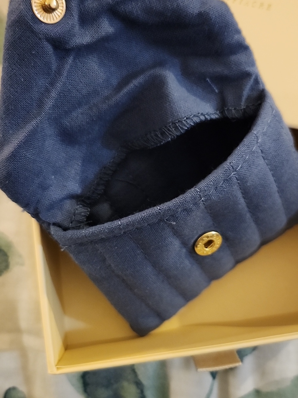 Sezane Jewelry Bag & Box - Picture 4 of 5